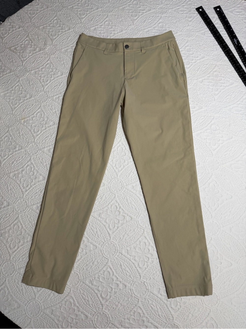Lululemon Men’s ABC Tech Pants Khaki Stretch Trousers 30x28